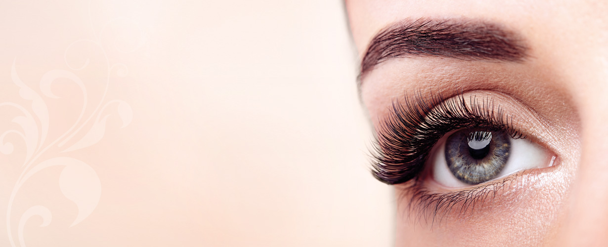 Augenbrauen, Wimpern & Maniküre